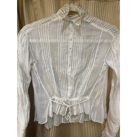 Antique Edwardian White Cotton Floral Embroidered Blouse with long sleeves - Picture 2 of 16